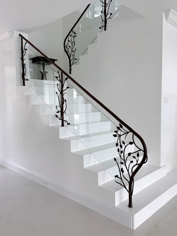 Lazer kesim merdiven korkuluğu modeli MKR-004